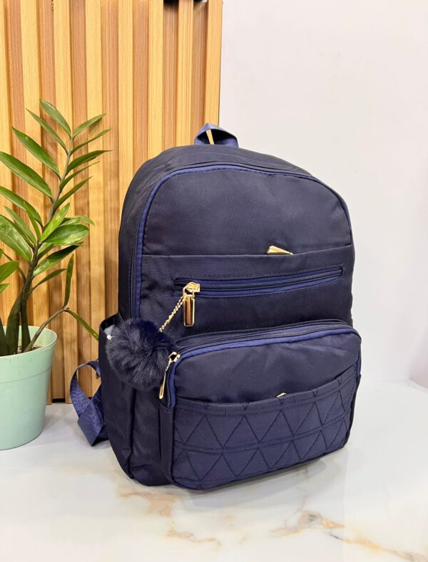 MORRAL UNIVERSITARIO - Imagen 2