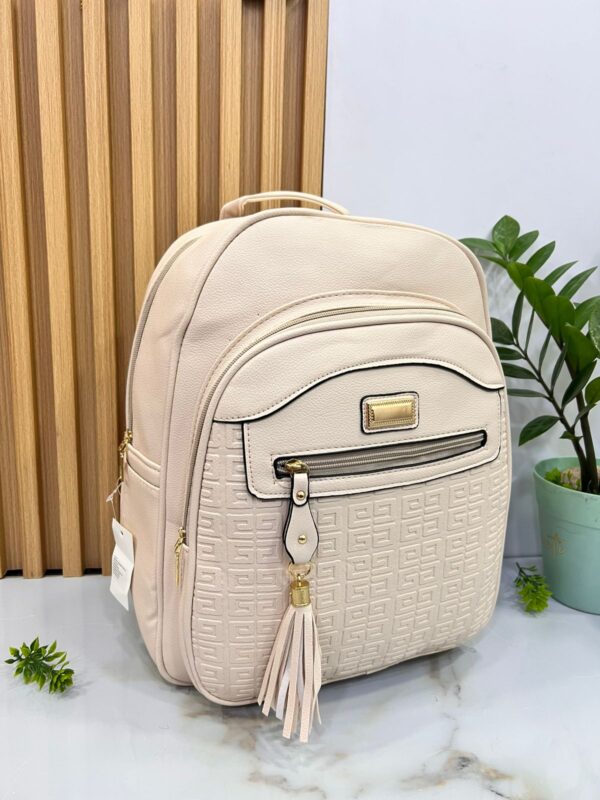 MORRAL UNIVERSITARIO - Imagen 4