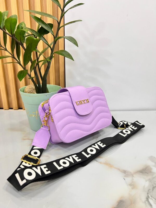 CARRIEL LOVE - Imagen 6